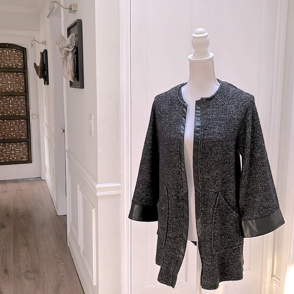 Zara Women’s Open Front Tweed Jacket Faux Leather Trim Gray Size M - Picture 1 of 12